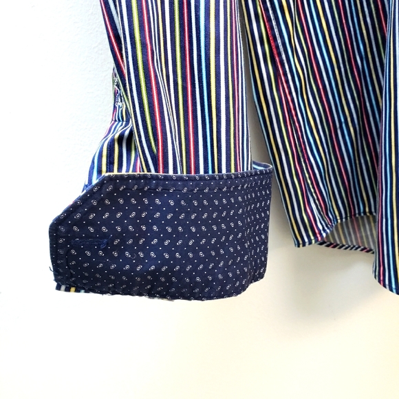 Bugatchi Man's Shirt in a rich multi-color pinstripe on black, size Large. - Picture 2 of 6